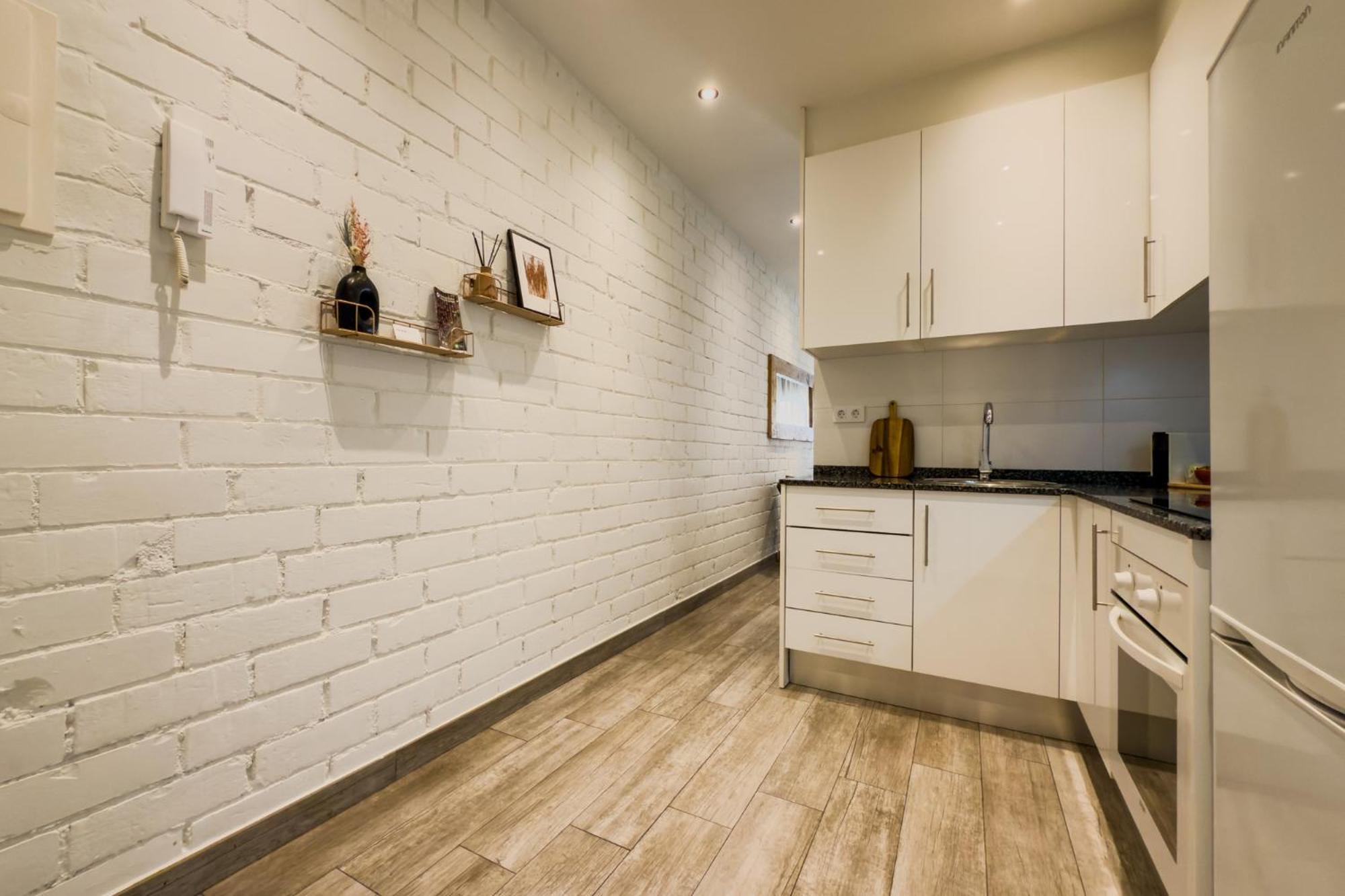 Novus Homes Barcelona Santa Eulalia Оспиталет-де-Льобрегат Экстерьер фото