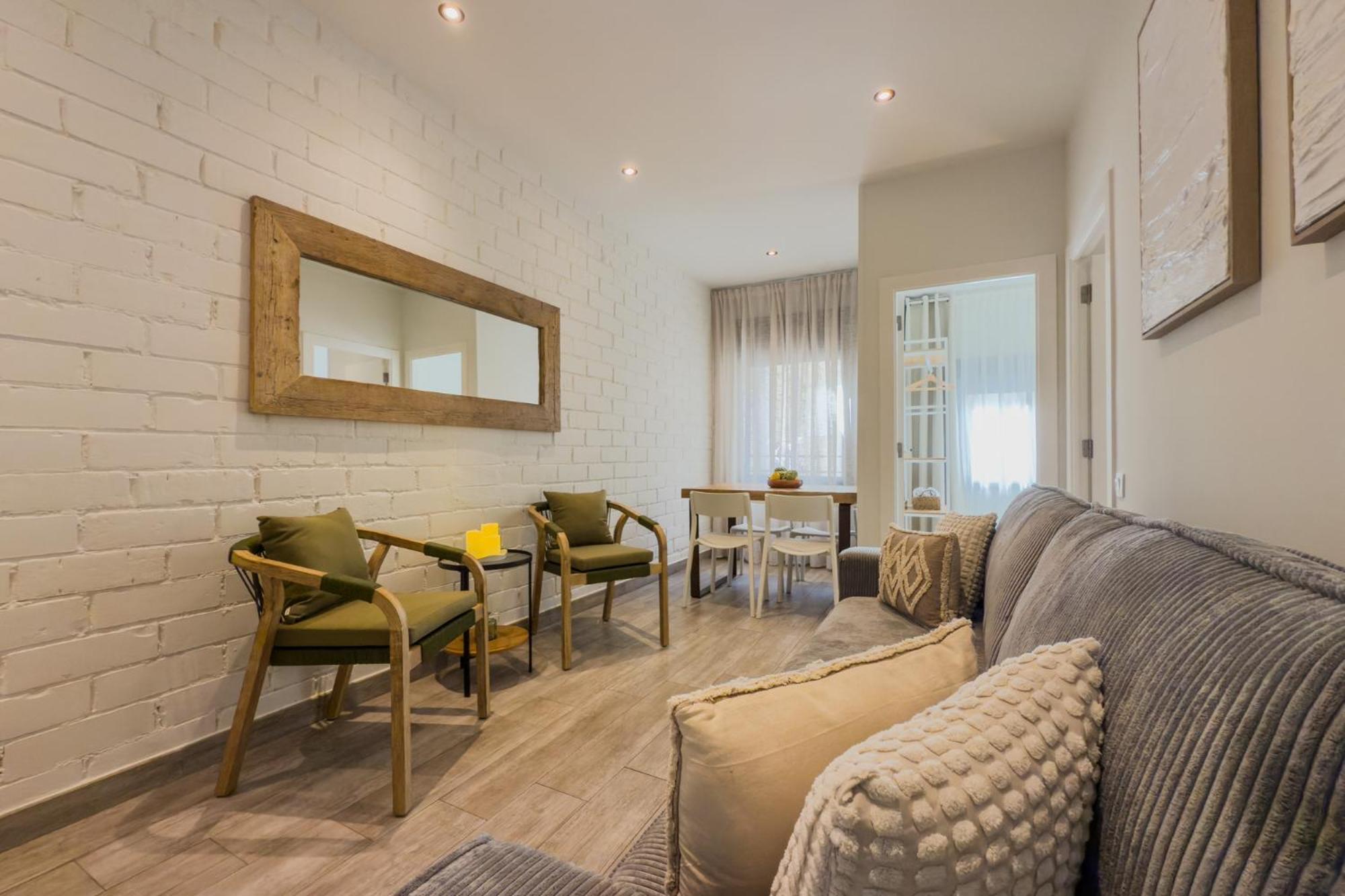 Novus Homes Barcelona Santa Eulalia Оспиталет-де-Льобрегат Экстерьер фото