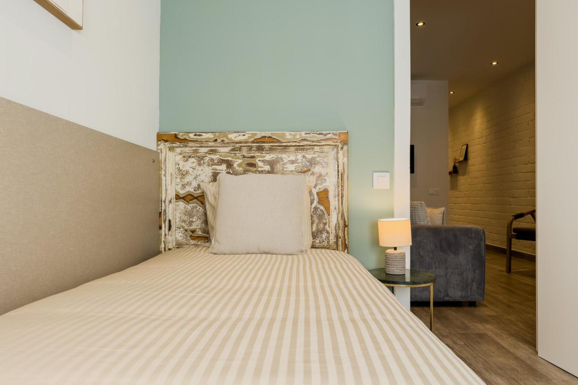 Novus Homes Barcelona Santa Eulalia Оспиталет-де-Льобрегат Экстерьер фото